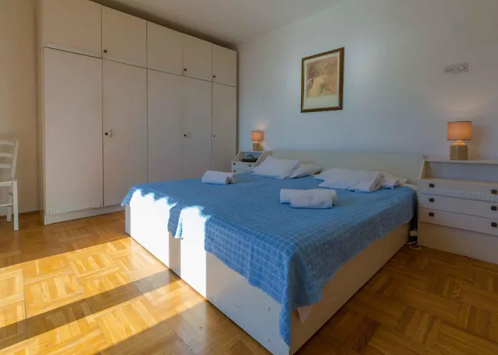 In 39237 Apartment
